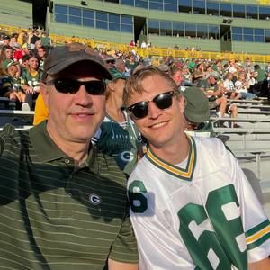 Meet your Posher, Mitchell